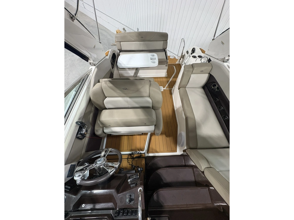 2015 Regal 28 Express alt