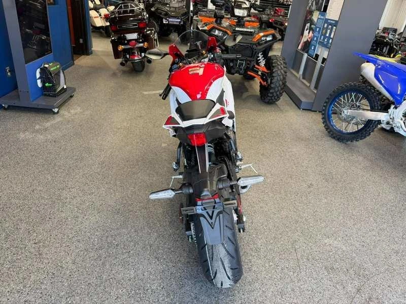 2026 Yamaha Yamaha Yzf-r7 70e Anniversaire alt
