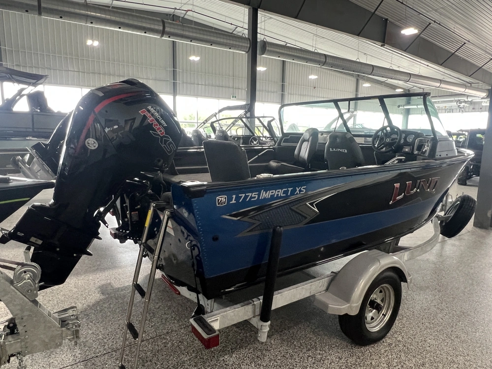 2023 Lund Boat Co 1775 Impact Xs alt