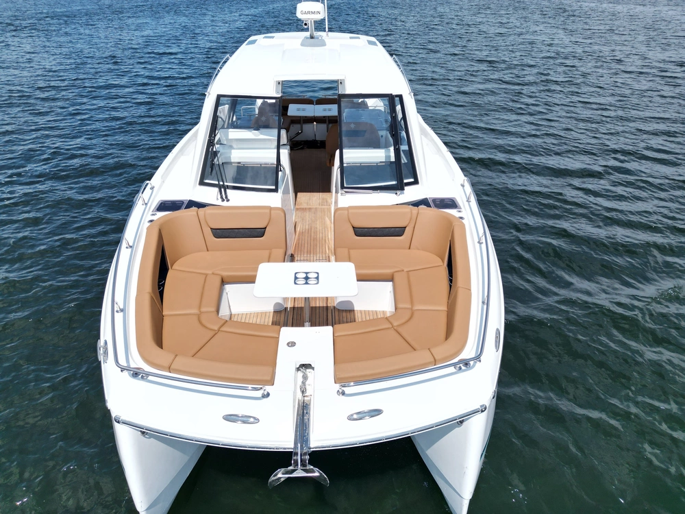 Jeanneau Th 38 2027 alt