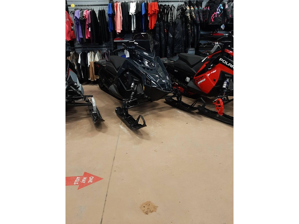 2026 Polaris 850 Indy Xc 137 alt