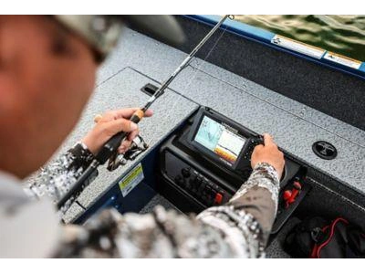 2024 Lund Boat Co 1650 Angler Sport alt