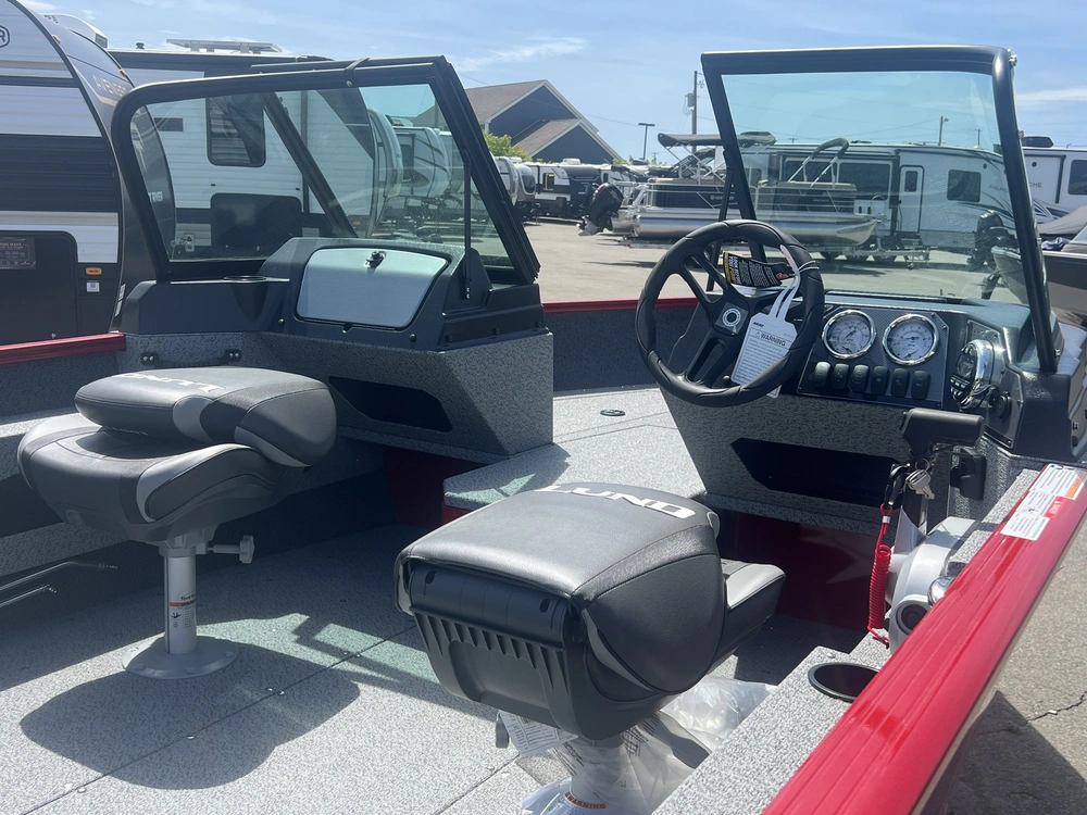 2026 Lund Boat Co 1775 Adventure Sport alt