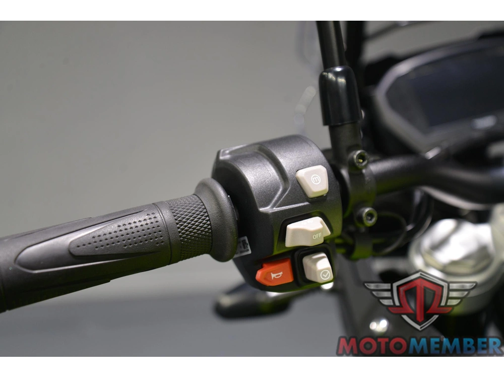 2025 Triumph Tiger 850 Sport alt