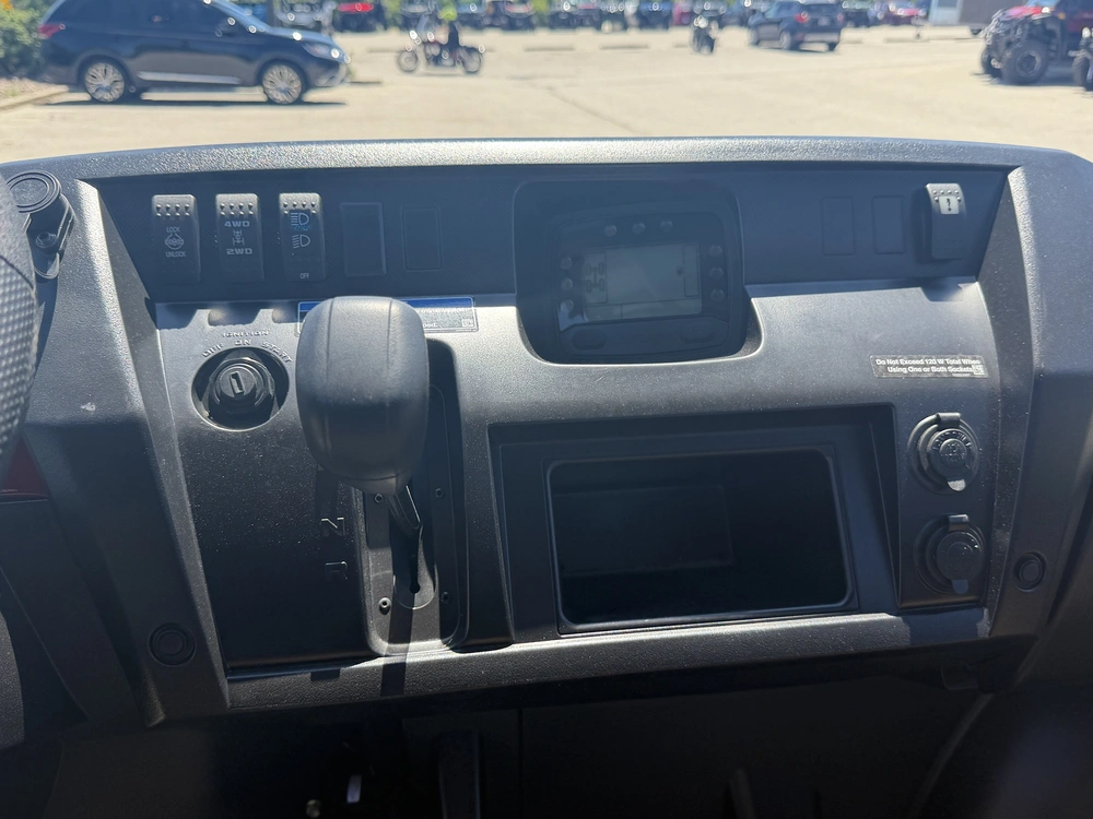 2026 Kawasaki Mule Pro-fxt™ 1000 Platinum Ranch Edition alt