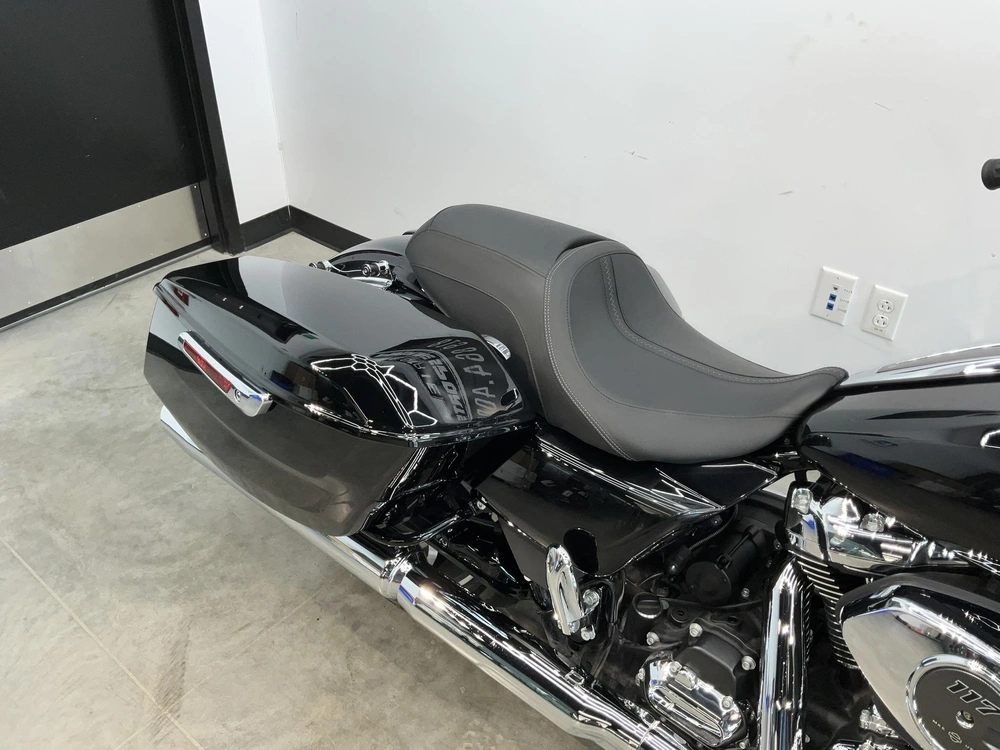 Harley-davidson Road Glide Fltrx 2026 alt