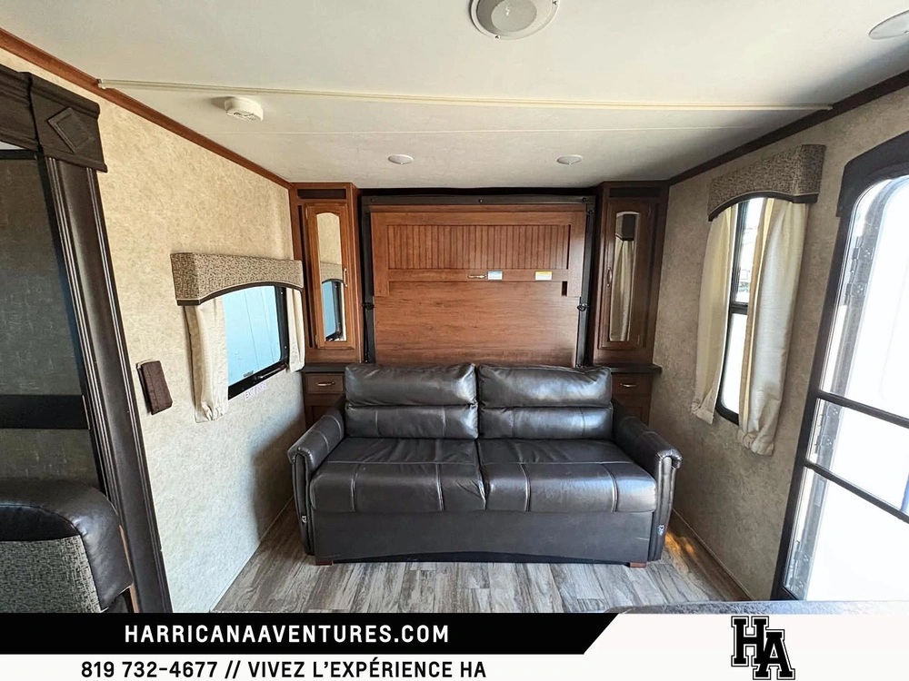 2017 Jayco Jayfeather 23bhm alt