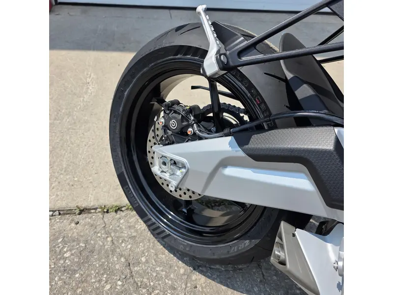 2027 Aprilia RS 660 Factory