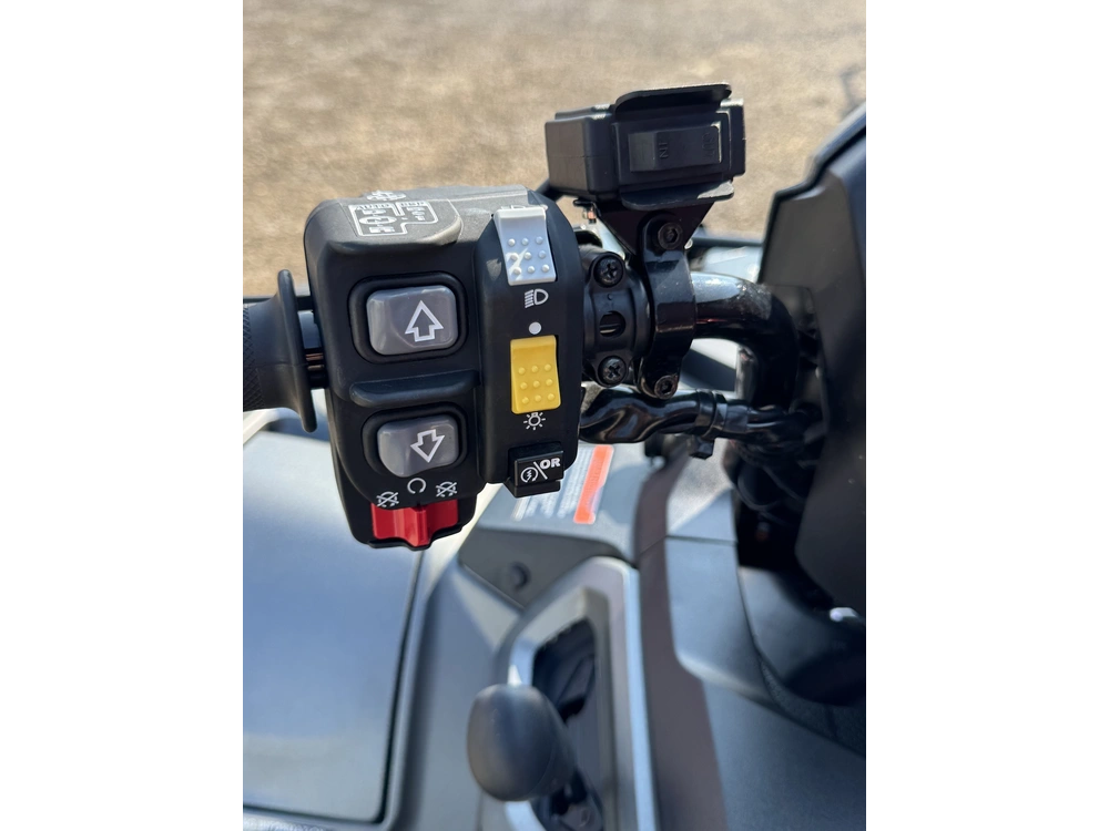2026 Honda Rubicon Dct Irs Eps, Dlx Gray alt