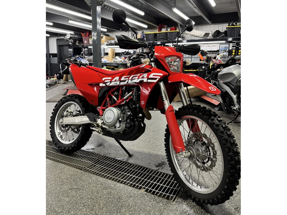 Gasgas Es 700 2023 alt