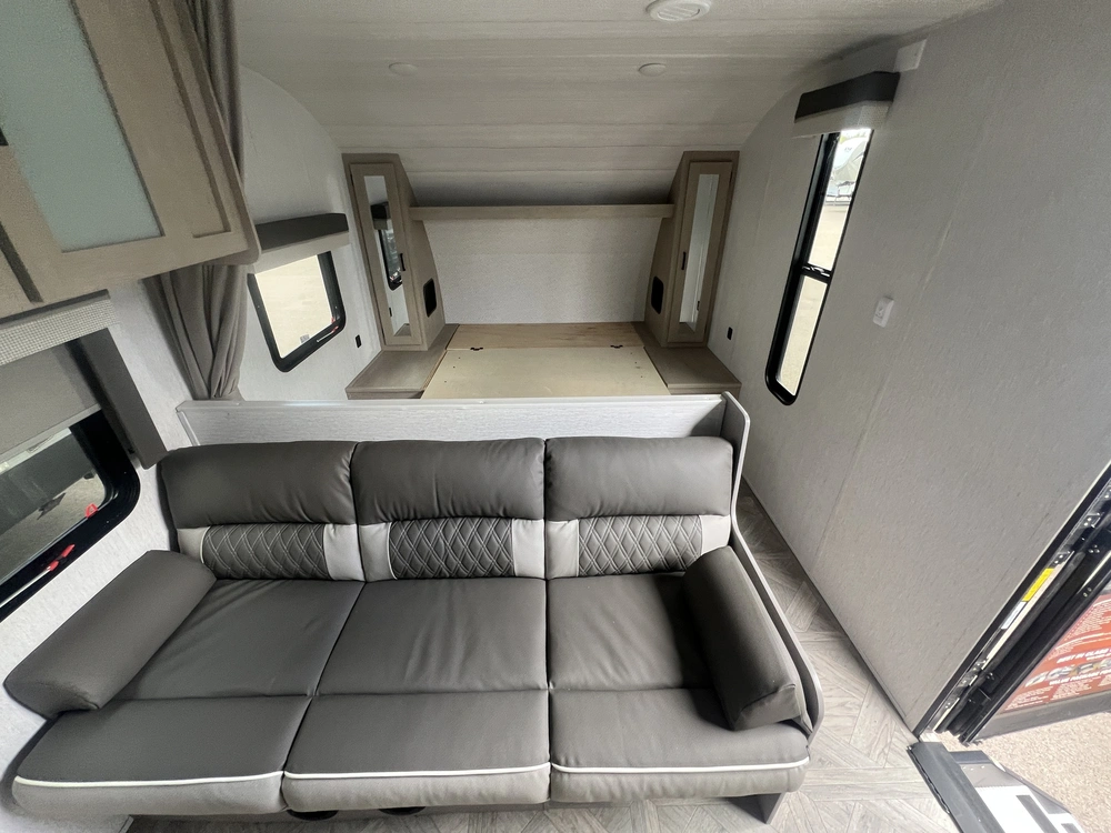 2023 Forest River Wildwood 261bhxlx alt