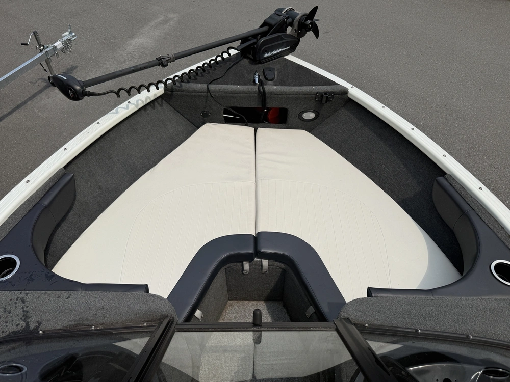 2016 Legend 18 X Calibur alt