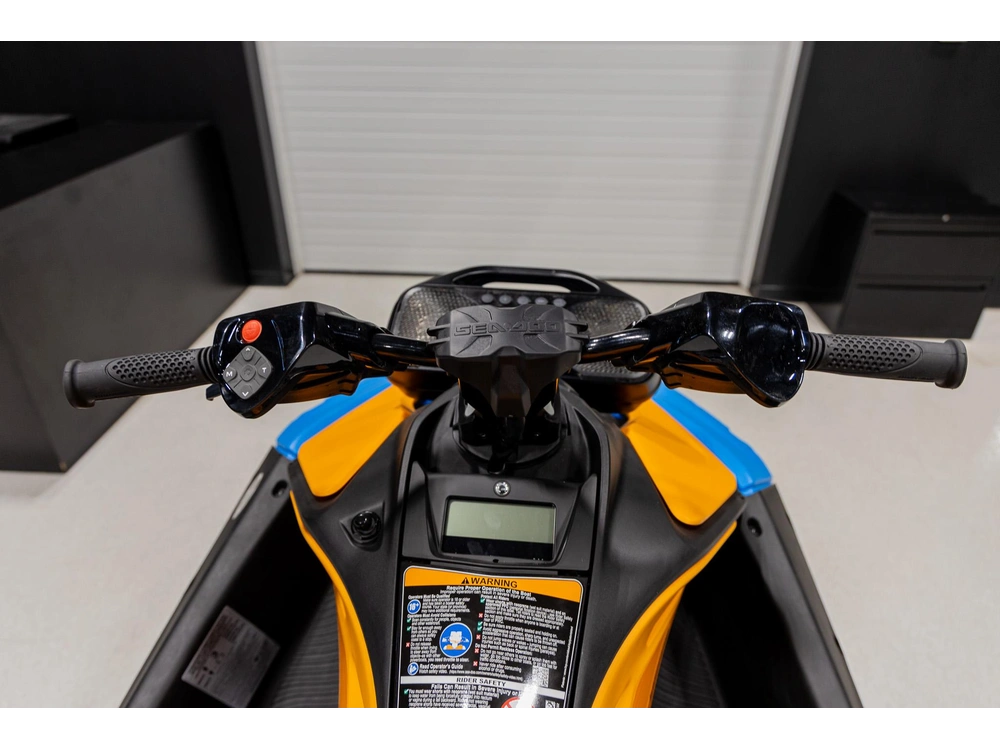 2026 Sea-doo Spark Trixx 3 Up Sound System 66tf alt