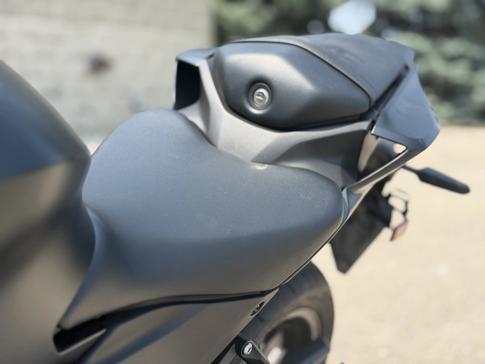 2025 Yamaha Yzf-r3 alt