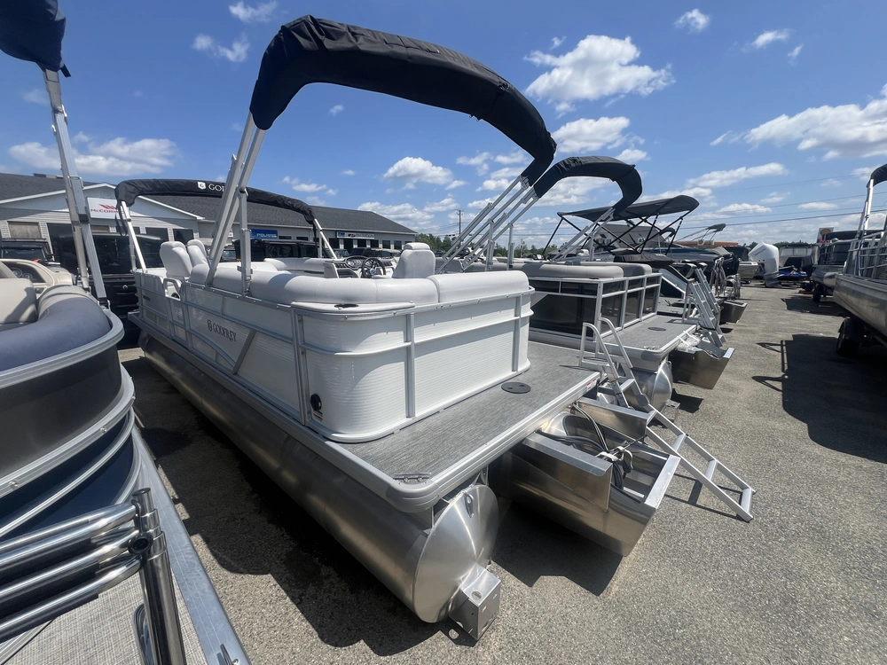 2023 Godfrey Marine Sweetwater 2286 C Triple alt