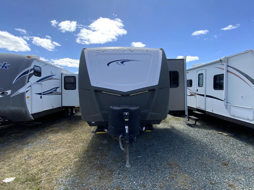 2019 Forest River Palomino Solaire 316 Rlts alt