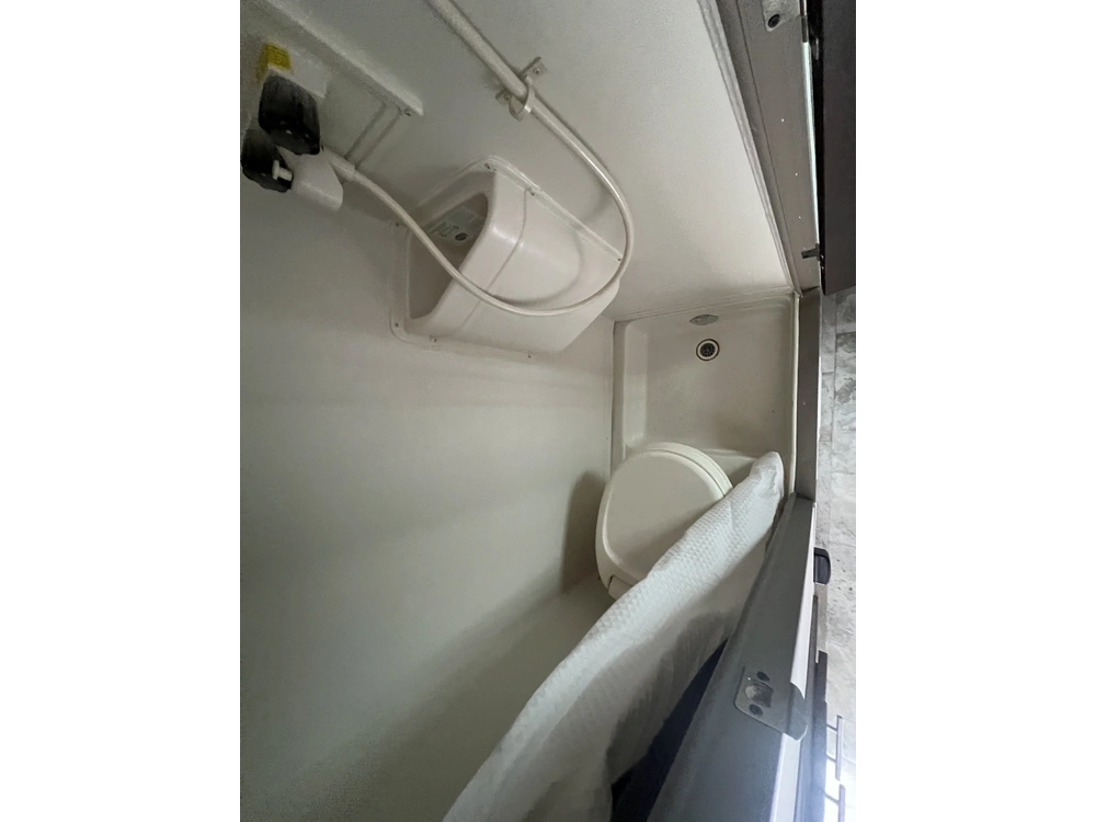 2018 Forest River R-pod Rp176 alt
