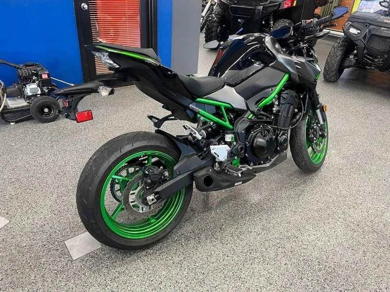 Kawasaki Kawasaki Zr900 2023 alt