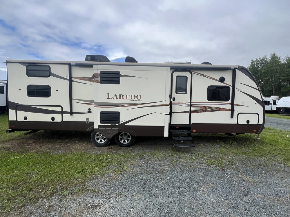 2015 Keystone Rv Laredo 299 Bh alt