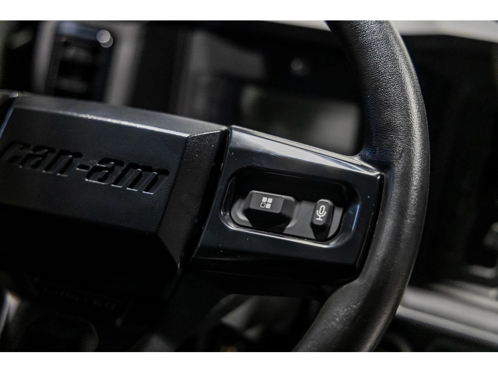 2026 Can-am Defender Limited Hd11 8jtf alt