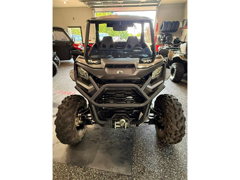 Can-am Commander 700xt 2024 alt