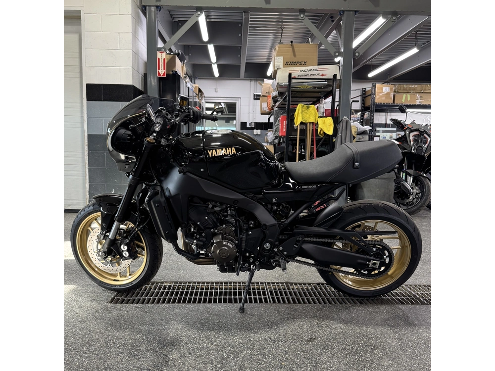 Yamaha Xsr 900 2026 alt