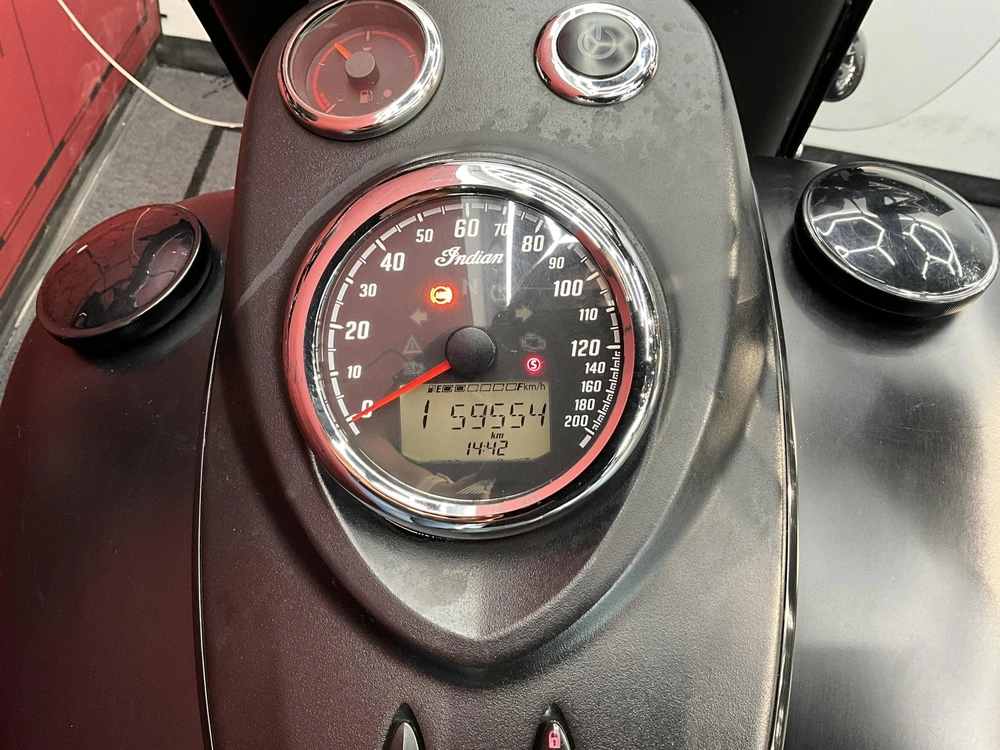 Indian Motorcycle Springfield Dark Horse 2018 alt