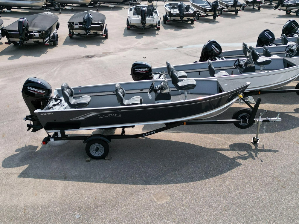 2025 Lund 1600 Fury Ss