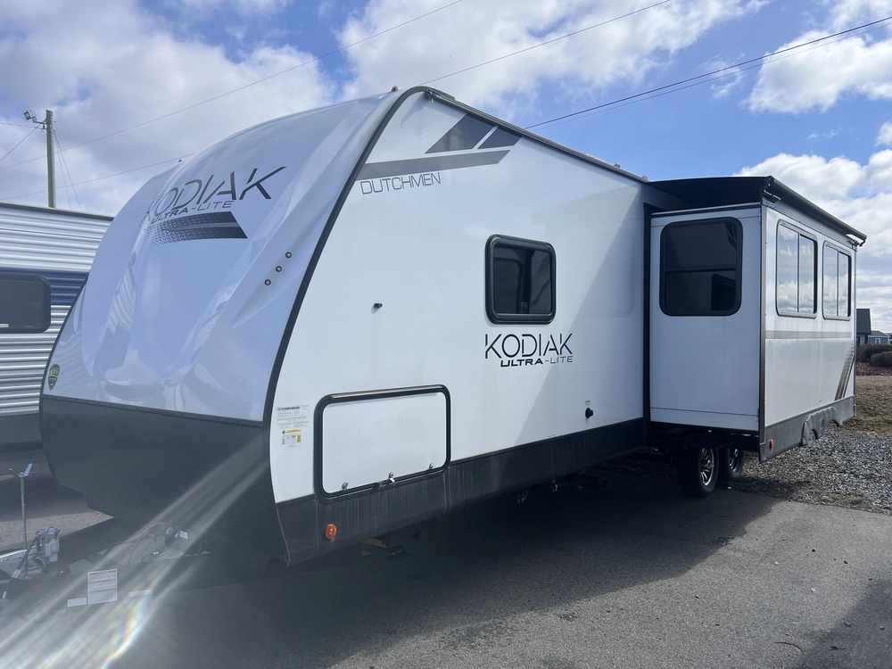 2024 Dutchmen Kodiak 302 Bh alt