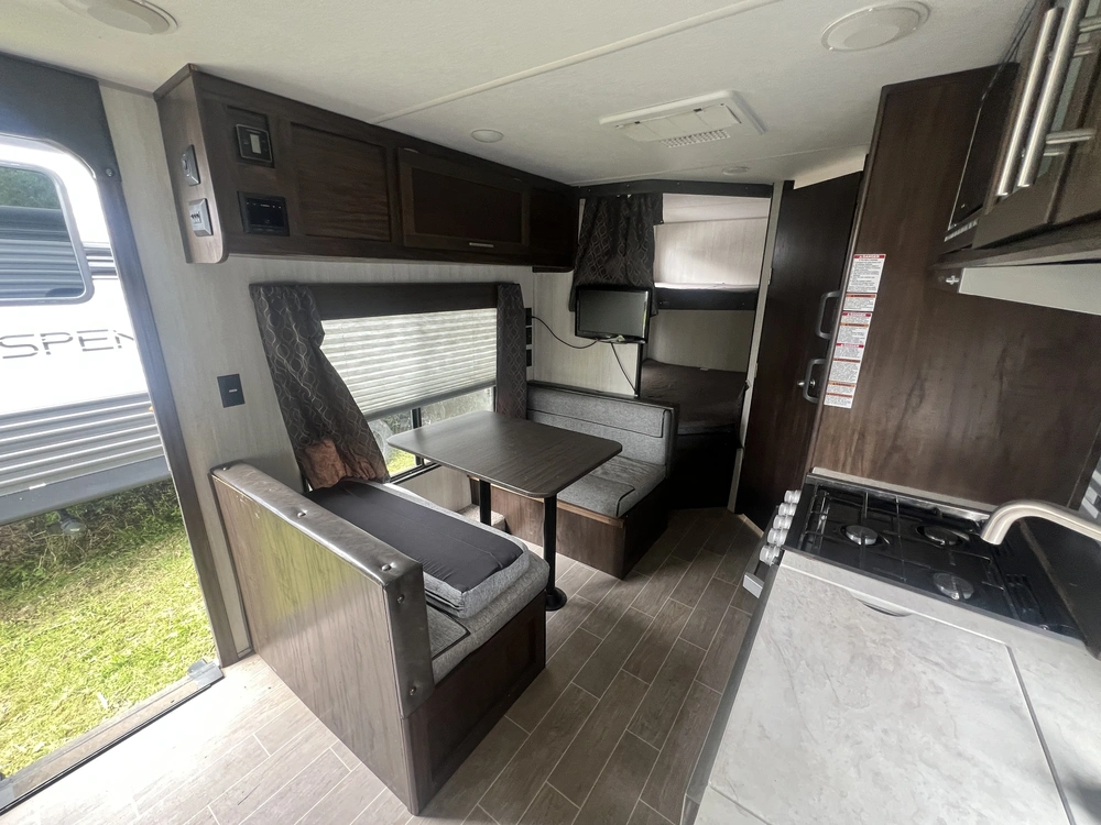 2020 Forest River Cherokee Grey Wolf Limited 26 Djse alt