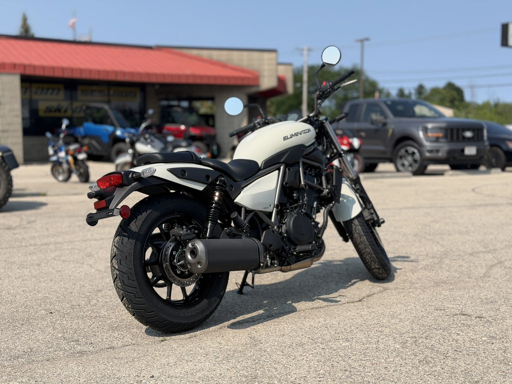 2026 Kawasaki Eliminator Abs alt