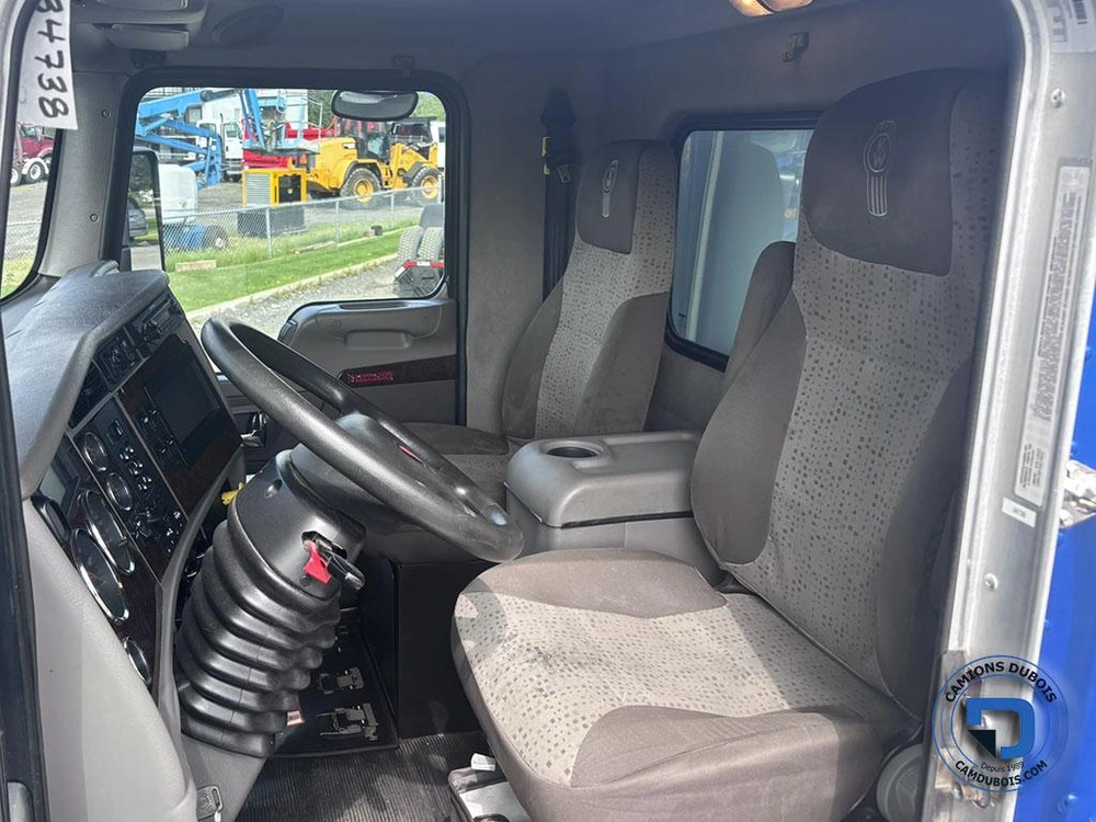Kenworth T370 2023 alt