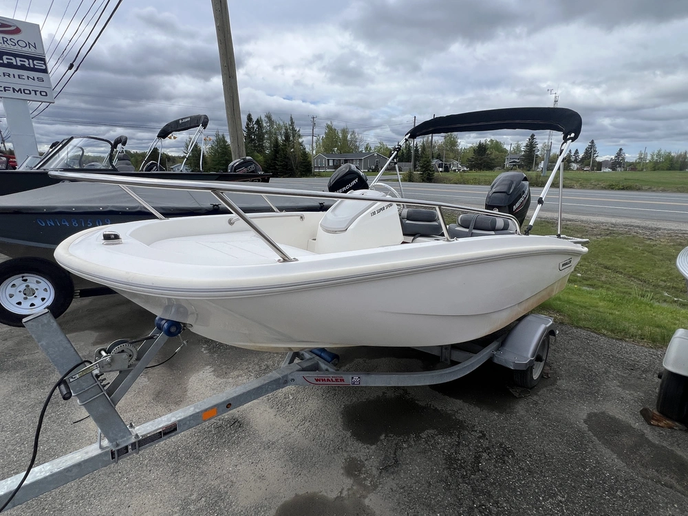 2021 Boston Whaler 130 Supersport alt
