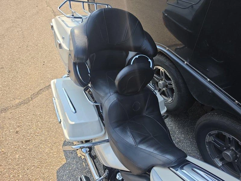2008 Harley-davidson Flhtcuse - Screamin' Eagle Electra Glide Ultra Classic alt