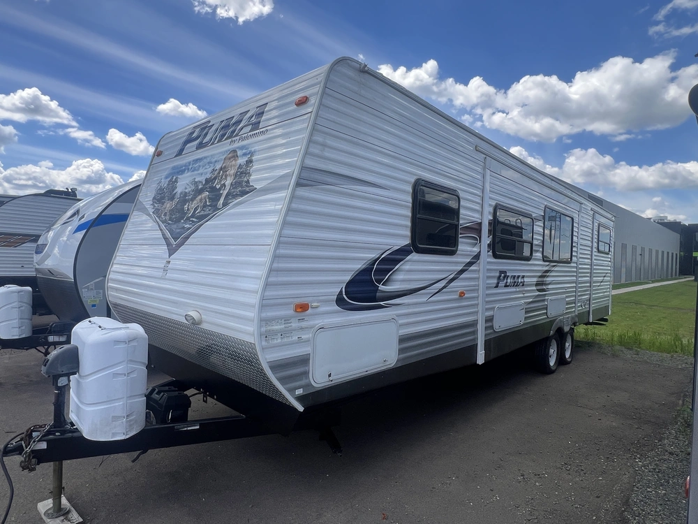 2012 Forest River Puma 31kbh alt