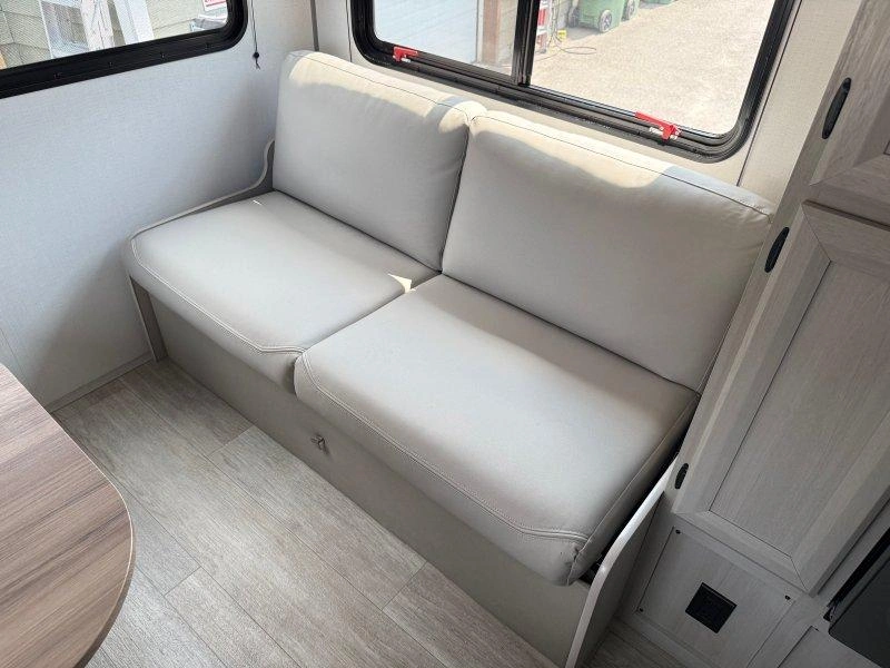Coachmen Catalina 221epic 2027 alt