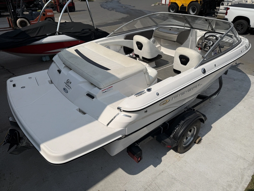 2007 Regal 1900 alt