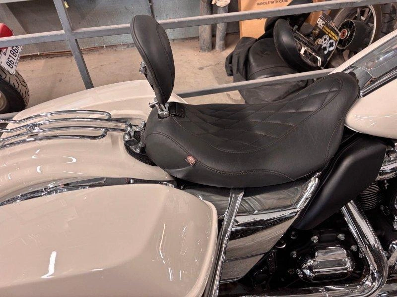 Harley-Davidson FLHP Road King 2017 — photo 2