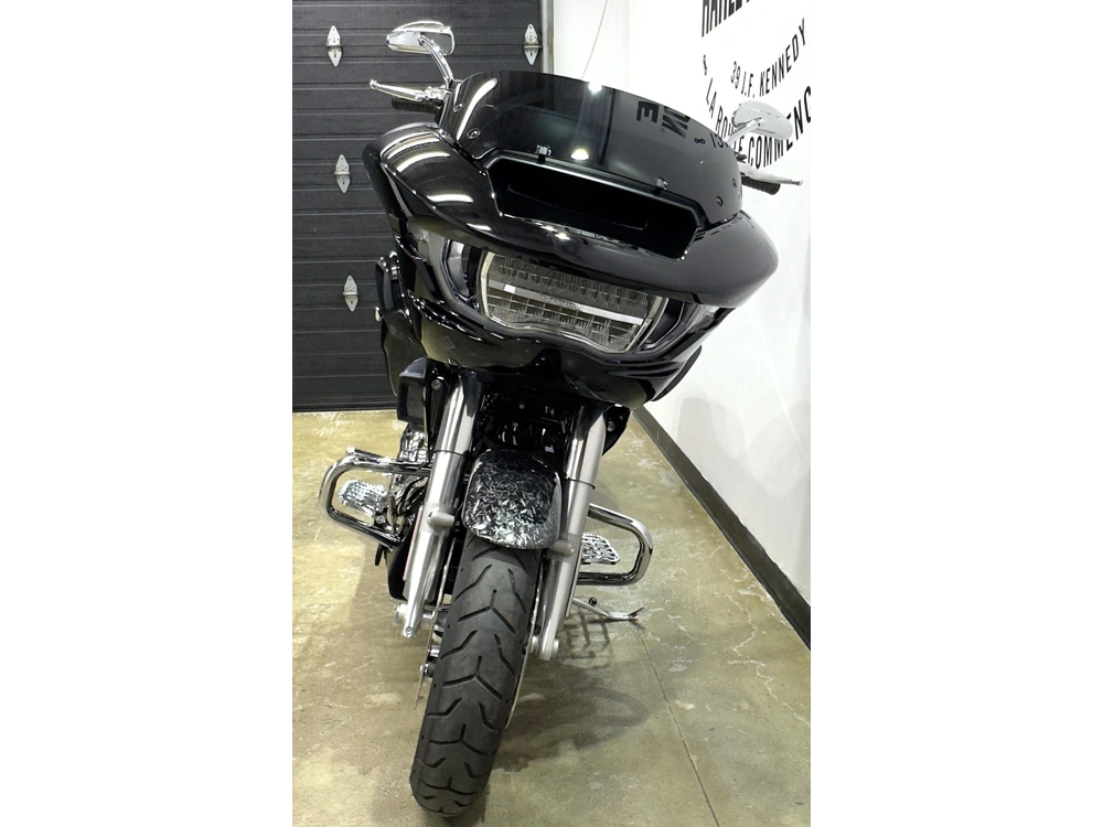 Harley-davidson Road Glide 2025 alt
