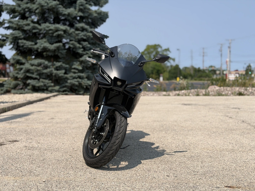 2025 Yamaha Yzf-r3 alt