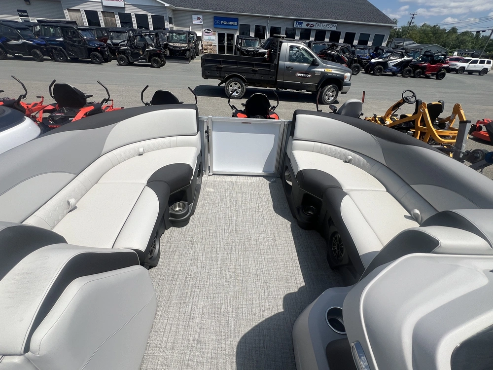 2025 Legend 21qr Twin alt