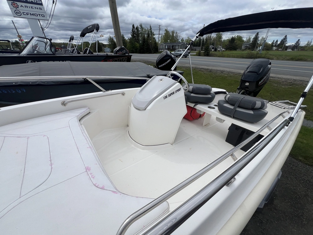 2021 Boston Whaler 130 Supersport alt