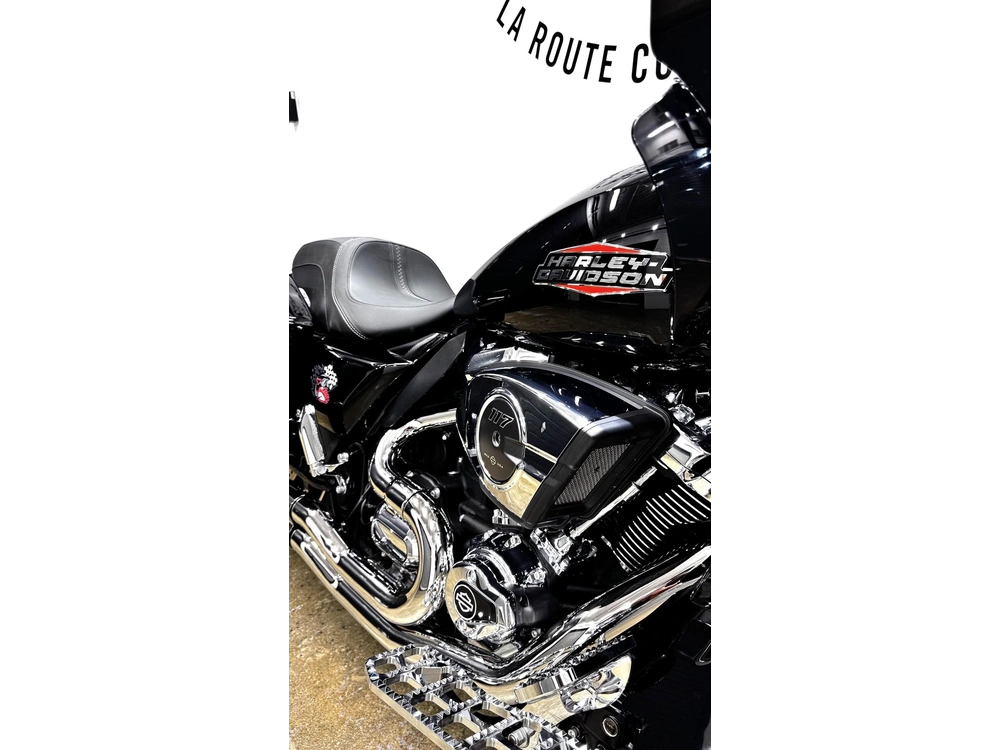 Harley-davidson Road Glide 2025 alt