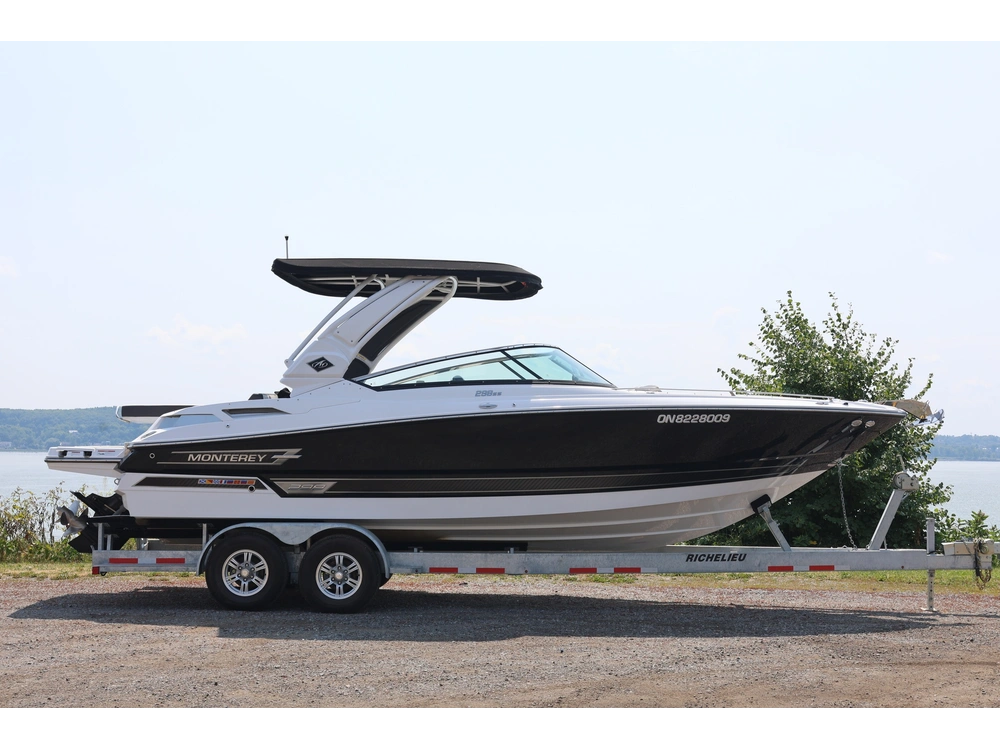 Monterey Boats 298ss 2022 alt