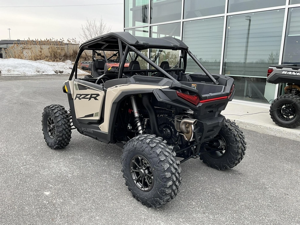 Polaris Rzr Xp 1000 Ultimate 2026 alt