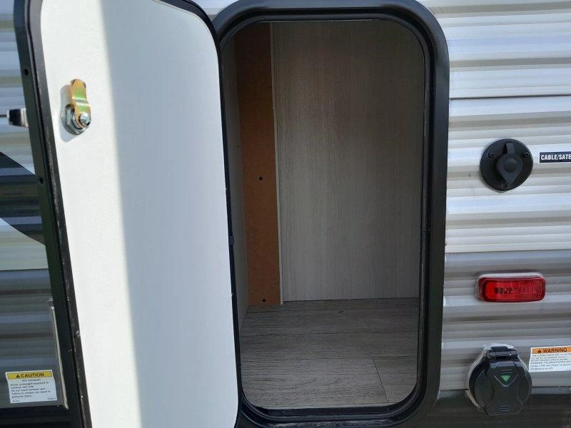 Coachmen Catalina 134rkx 2027 alt