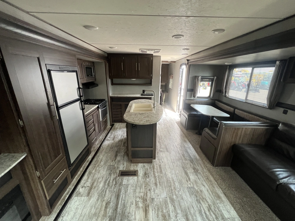 2018 Crossroads Zinger 292re alt
