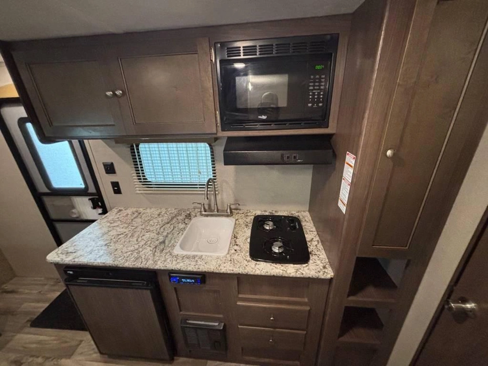 Keystone Rv Hideout 175lh 2018 alt