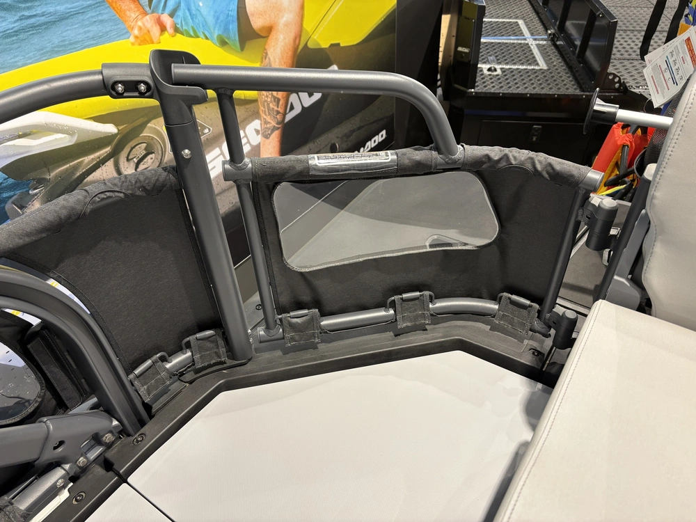 2026 Sea-doo Switch Cruise 18' 230hp alt