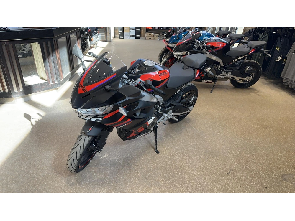 2025 Aprilia Rs 457 Racing Stripes alt